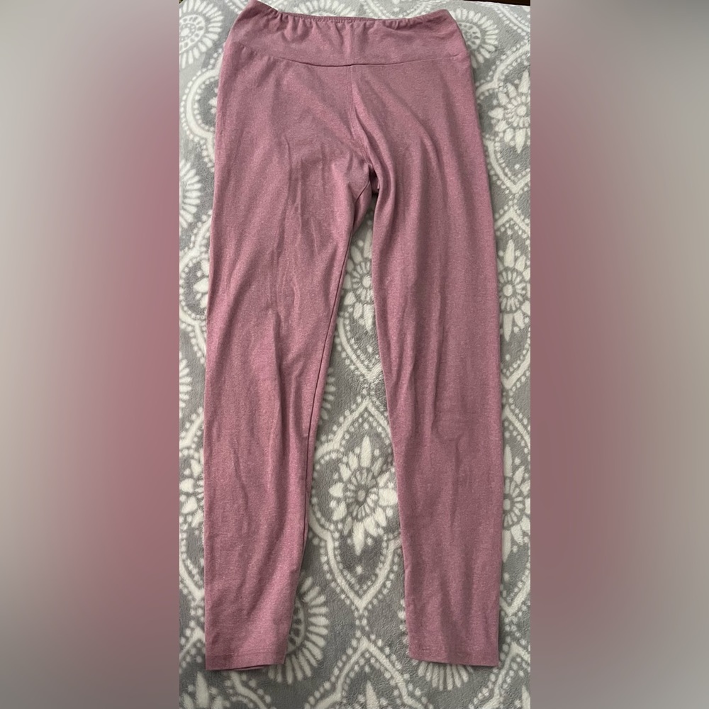 Pink leggings